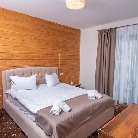 Residence Chalet & Nesh Tatariv Esterno foto