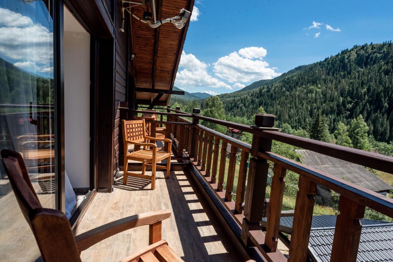 Residence Chalet & Nesh Tatariv Esterno foto