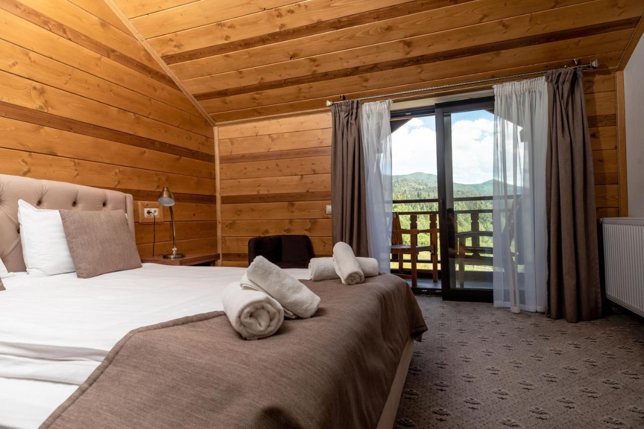 Residence Chalet & Nesh Tatariv Esterno foto