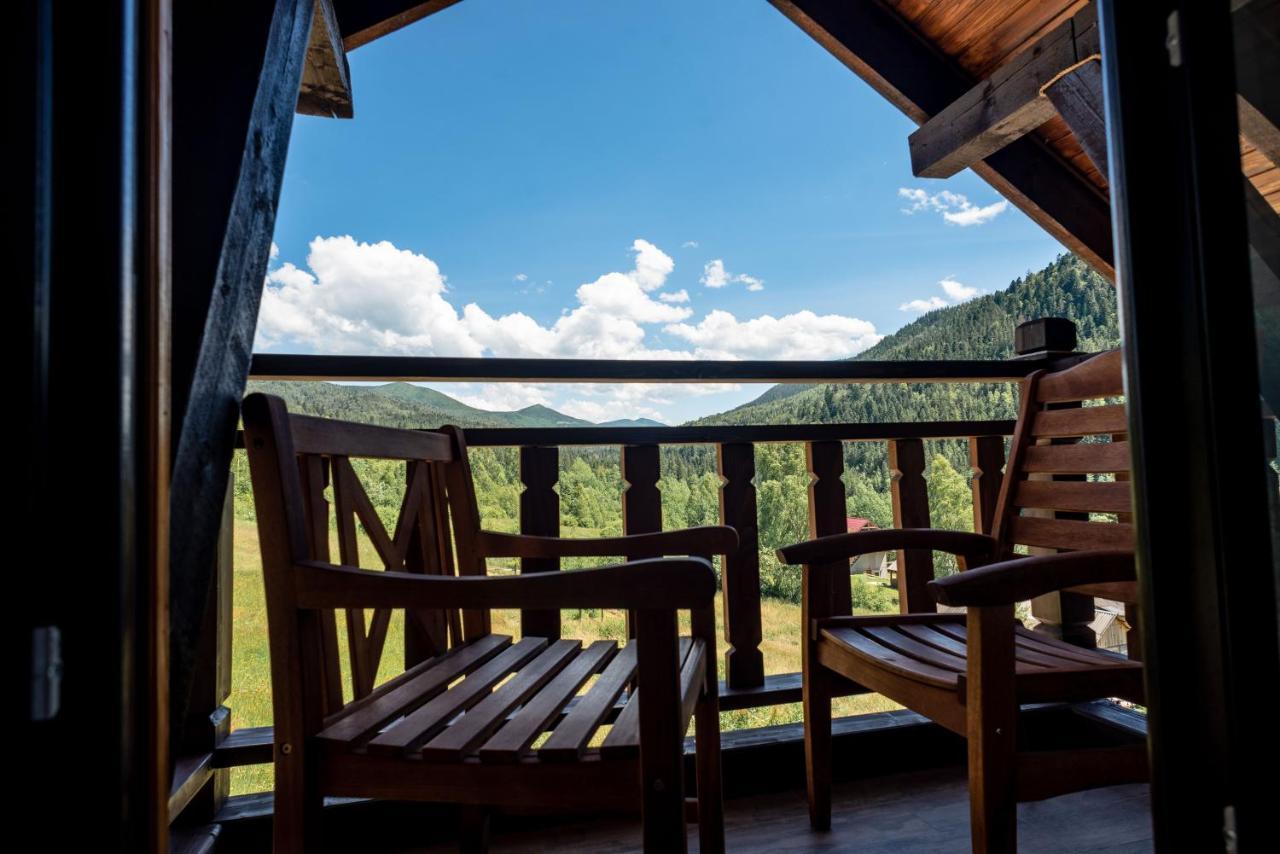 Residence Chalet & Nesh Tatariv Esterno foto