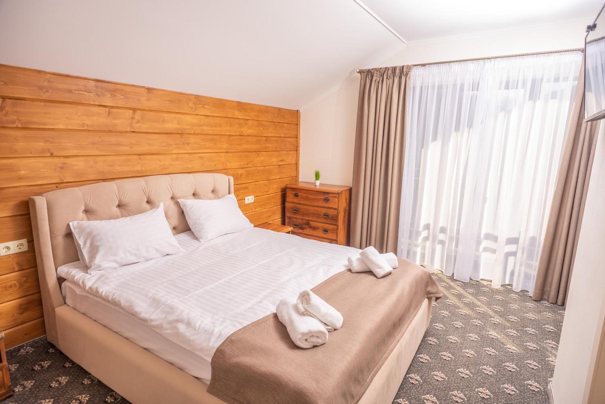 Residence Chalet & Nesh Tatariv Esterno foto
