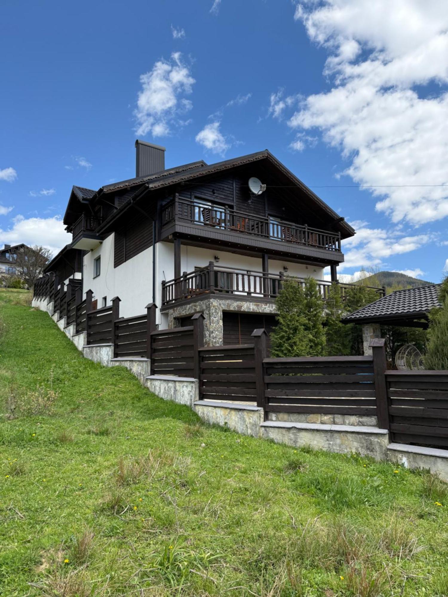 Residence Chalet & Nesh Tatariv Esterno foto